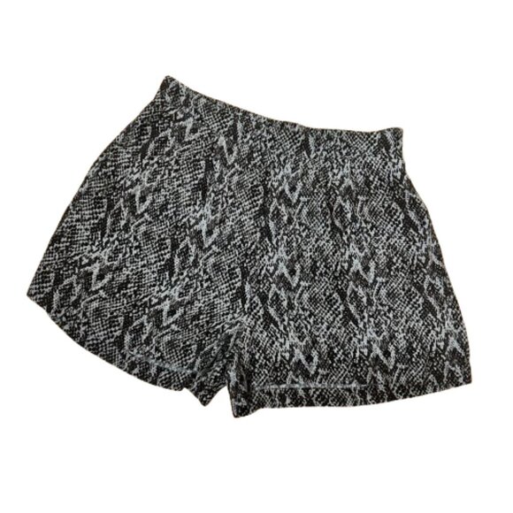 BLANK London Snakeskin Animal Print Flowy Shorts Size Medium - Picture 1 of 8
